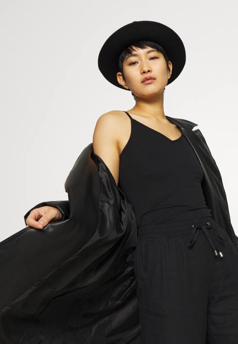 femei Pachet 5 top negru Anna Field2284485