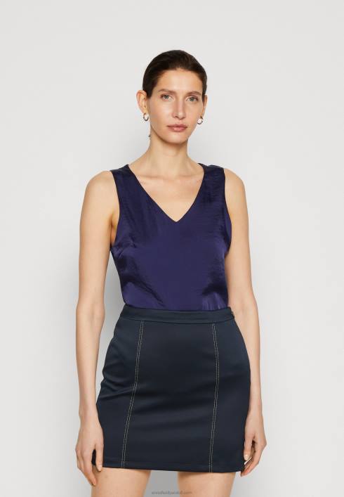 femei albastru de sus Anna Field2284396