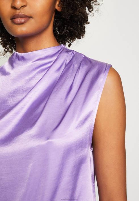 femei liliac de sus Anna Field2284469