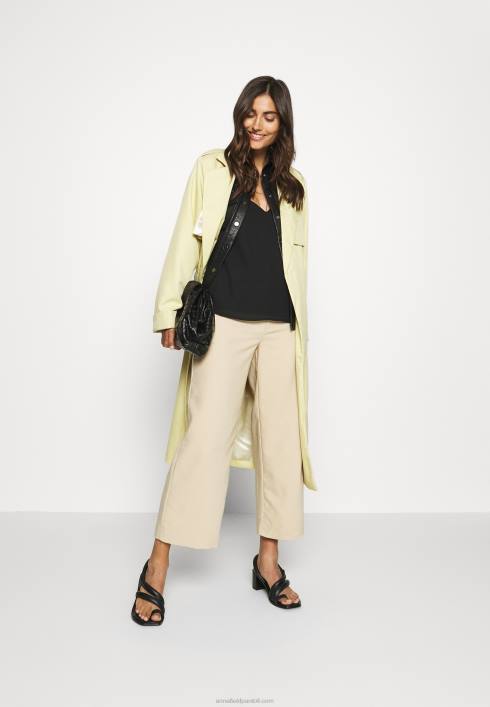 femei negru de sus Anna Field2284382