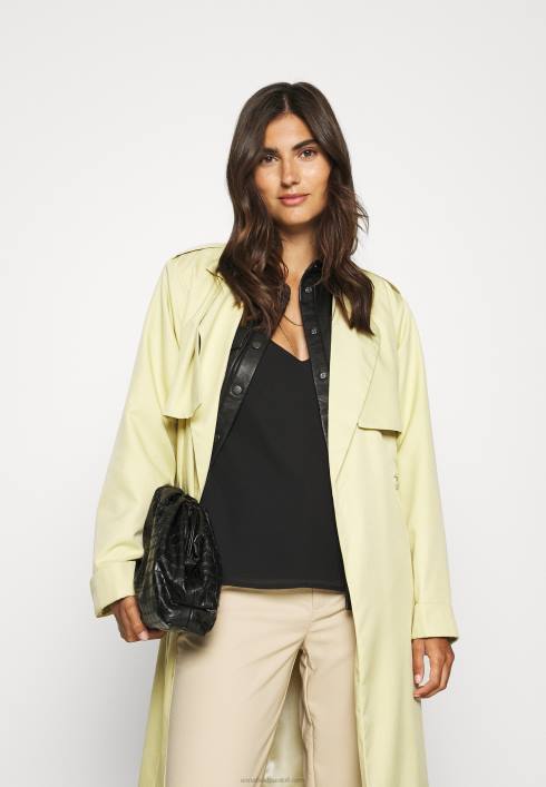 femei negru de sus Anna Field2284382