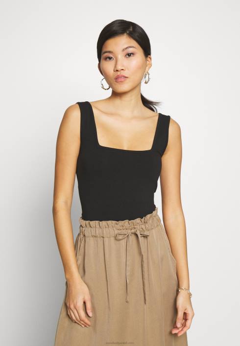 femei negru de sus Anna Field2284384