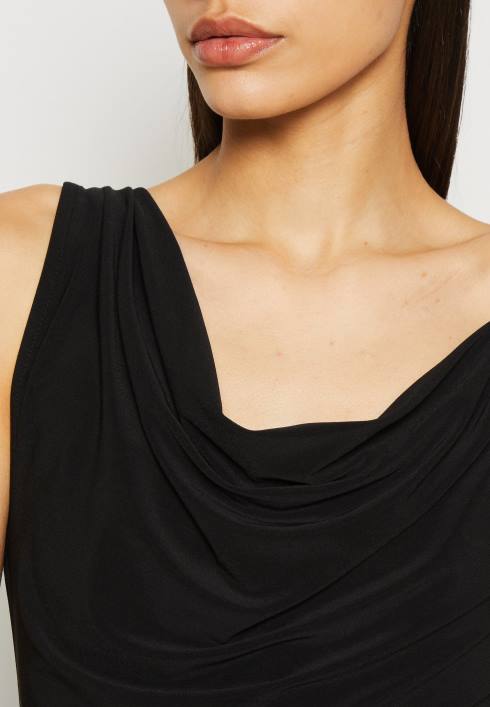 femei negru de sus Anna Field2284386