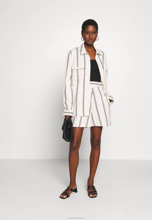 femei negru de sus Anna Field2284411