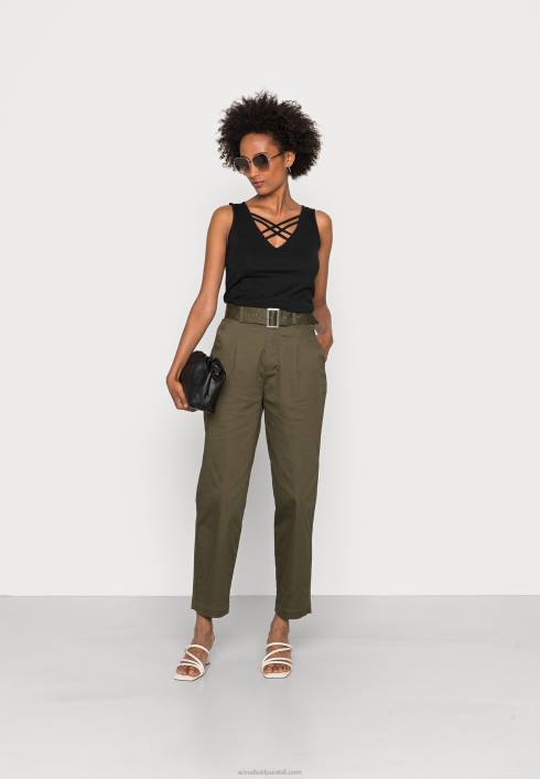 femei negru de sus Anna Field2284423