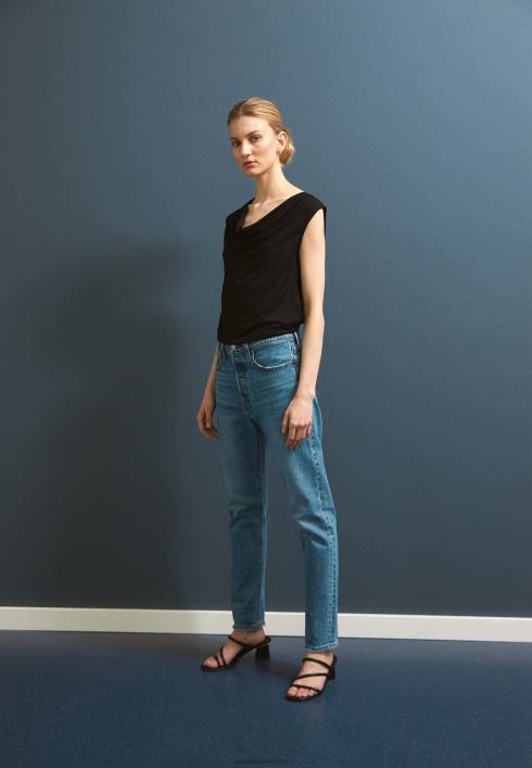 femei negru de sus Anna Field2284459