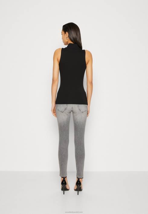 femei negru de sus Anna Field2284466