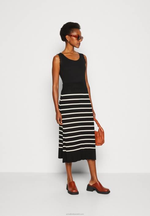 femei negru de sus Anna Field2284496