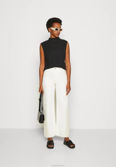 femei negru de sus Anna Field2284502