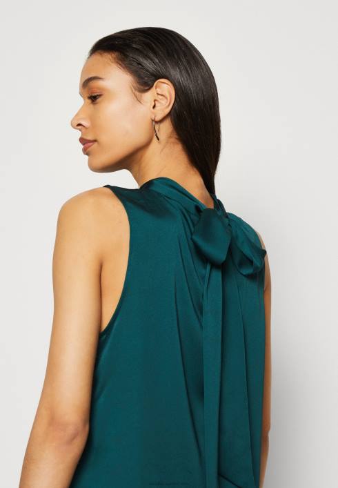 femei verde de sus Anna Field2284433