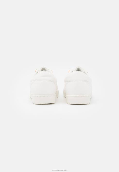 femei antrenori albi Anna Field22841171