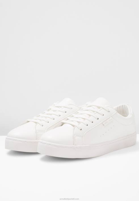 femei antrenori albi Anna Field22841176