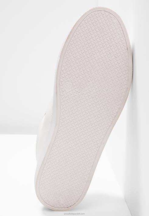 femei antrenori albi Anna Field22841176