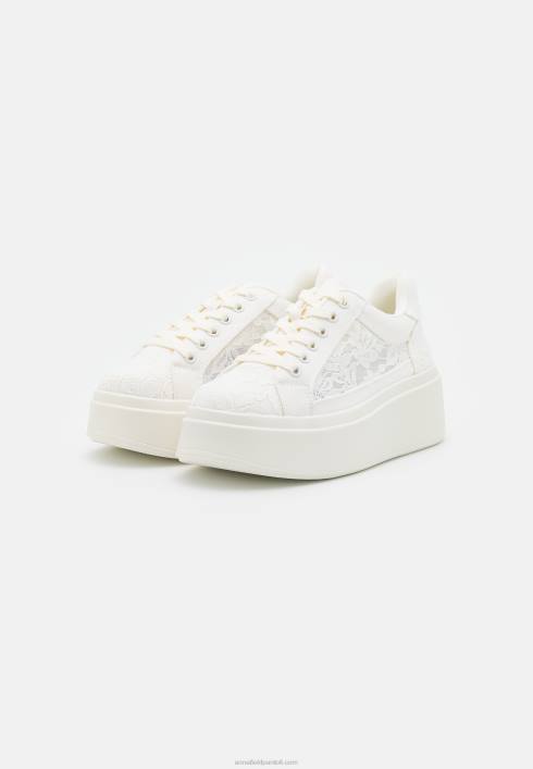 femei antrenori albi Anna Field22841220