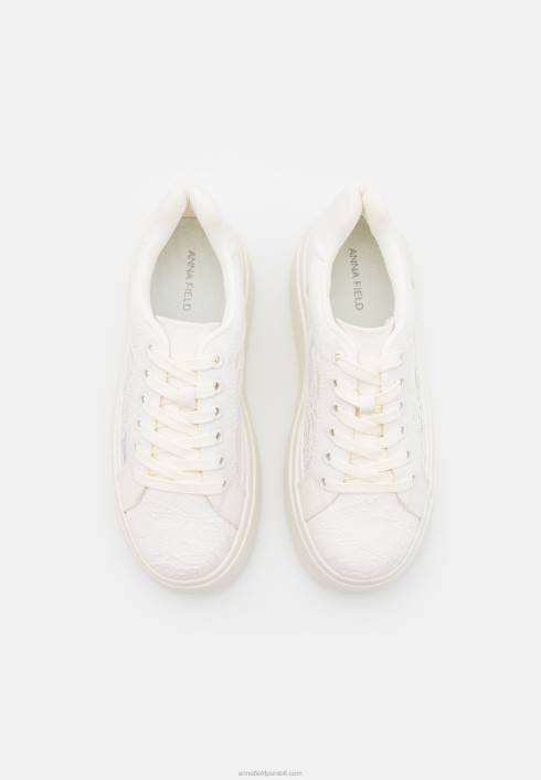 femei antrenori albi Anna Field22841220