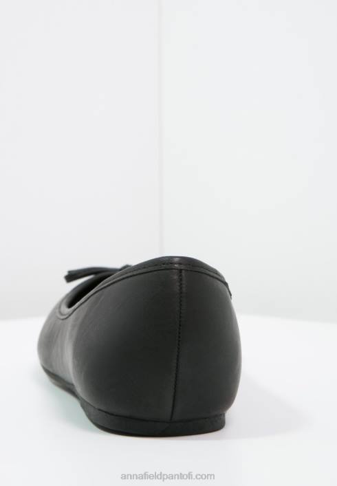 femei balerini negri Anna Field22842075