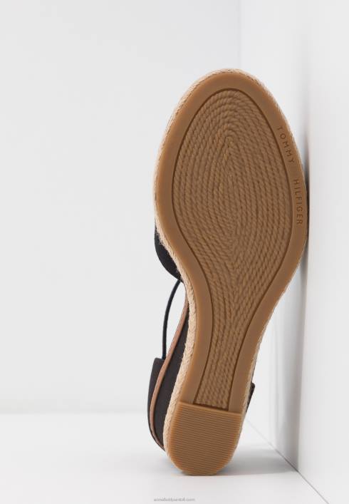 femei de bază închis degetul mijlociu pană pene negre Anna Field22841710